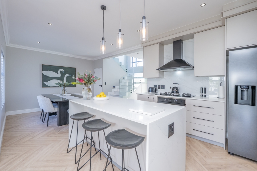 3 Bedroom Property for Sale in Sandown Western Cape